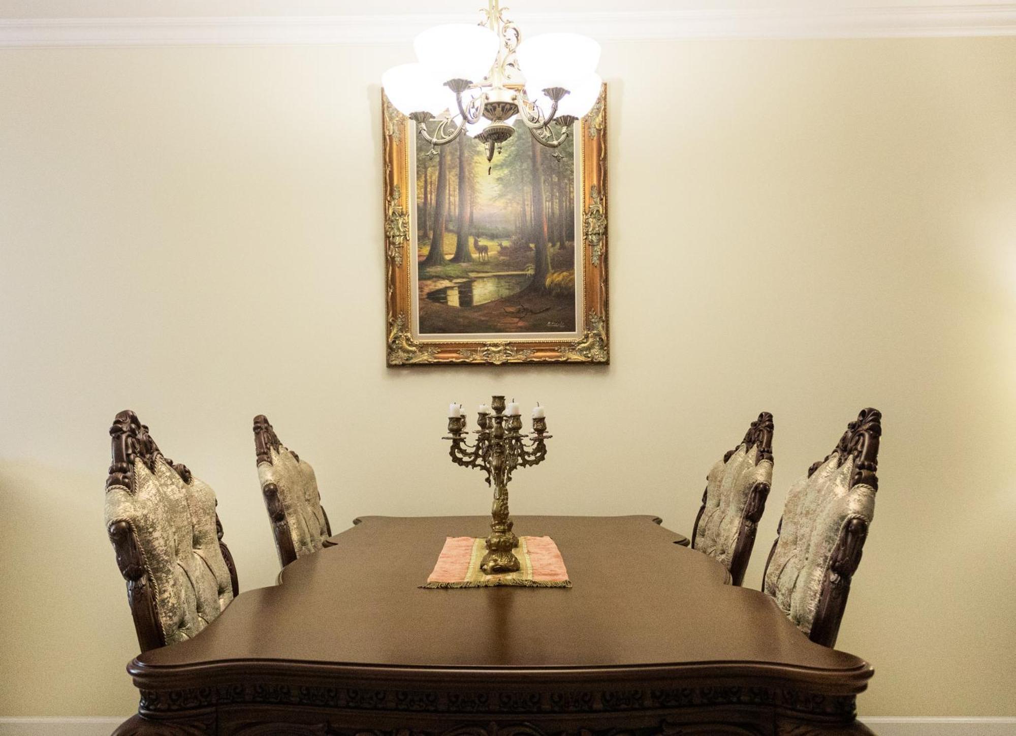 Central Luxury Antique Apartment فارنا المظهر الخارجي الصورة