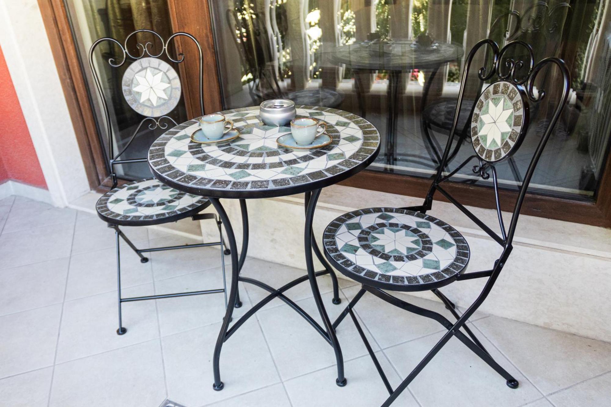 Central Luxury Antique Apartment فارنا المظهر الخارجي الصورة