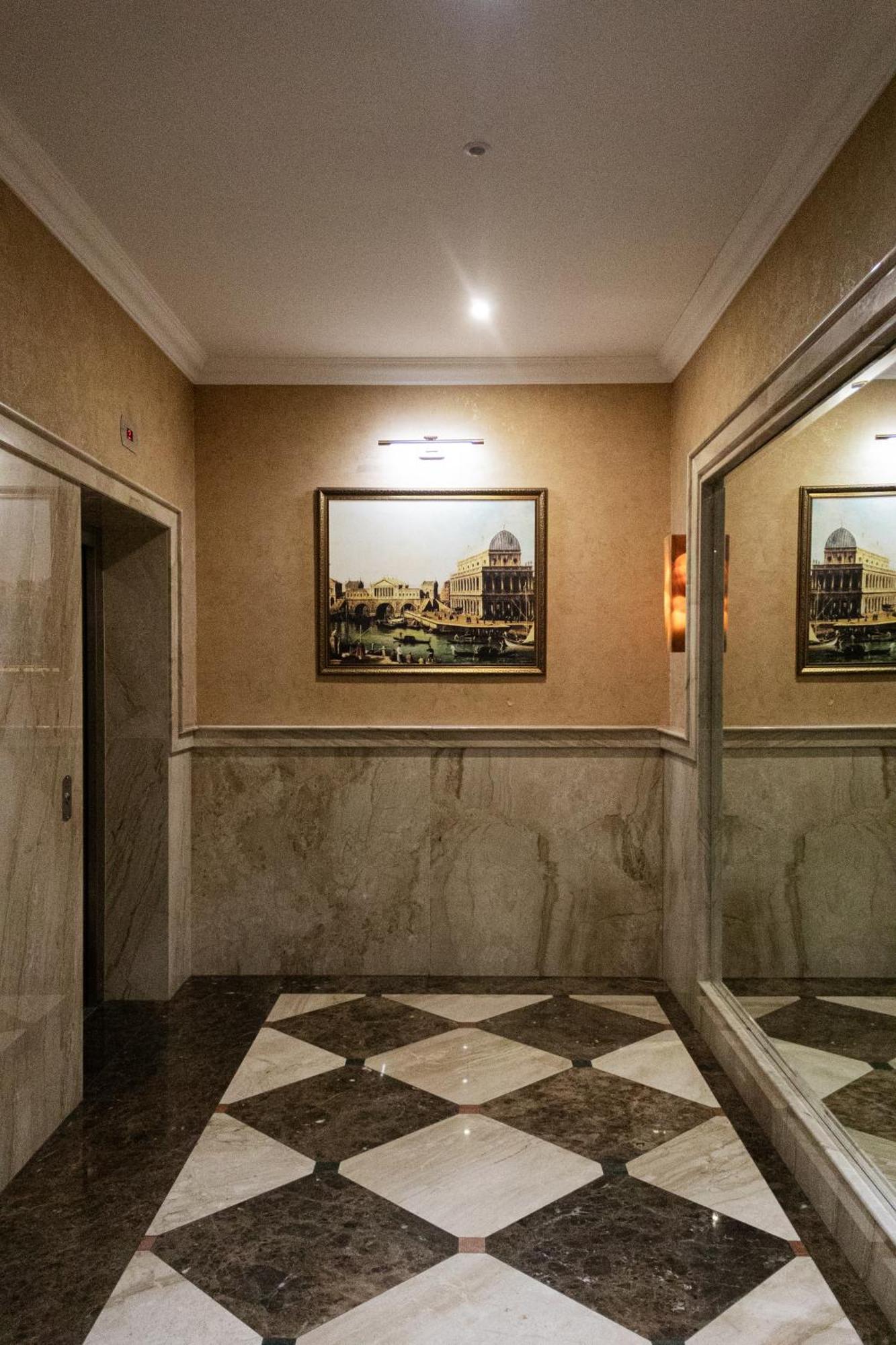Central Luxury Antique Apartment فارنا المظهر الخارجي الصورة